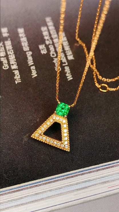 Necklace 18K Gold 0.22ct Green Emerald Diamonds Pendant Female's