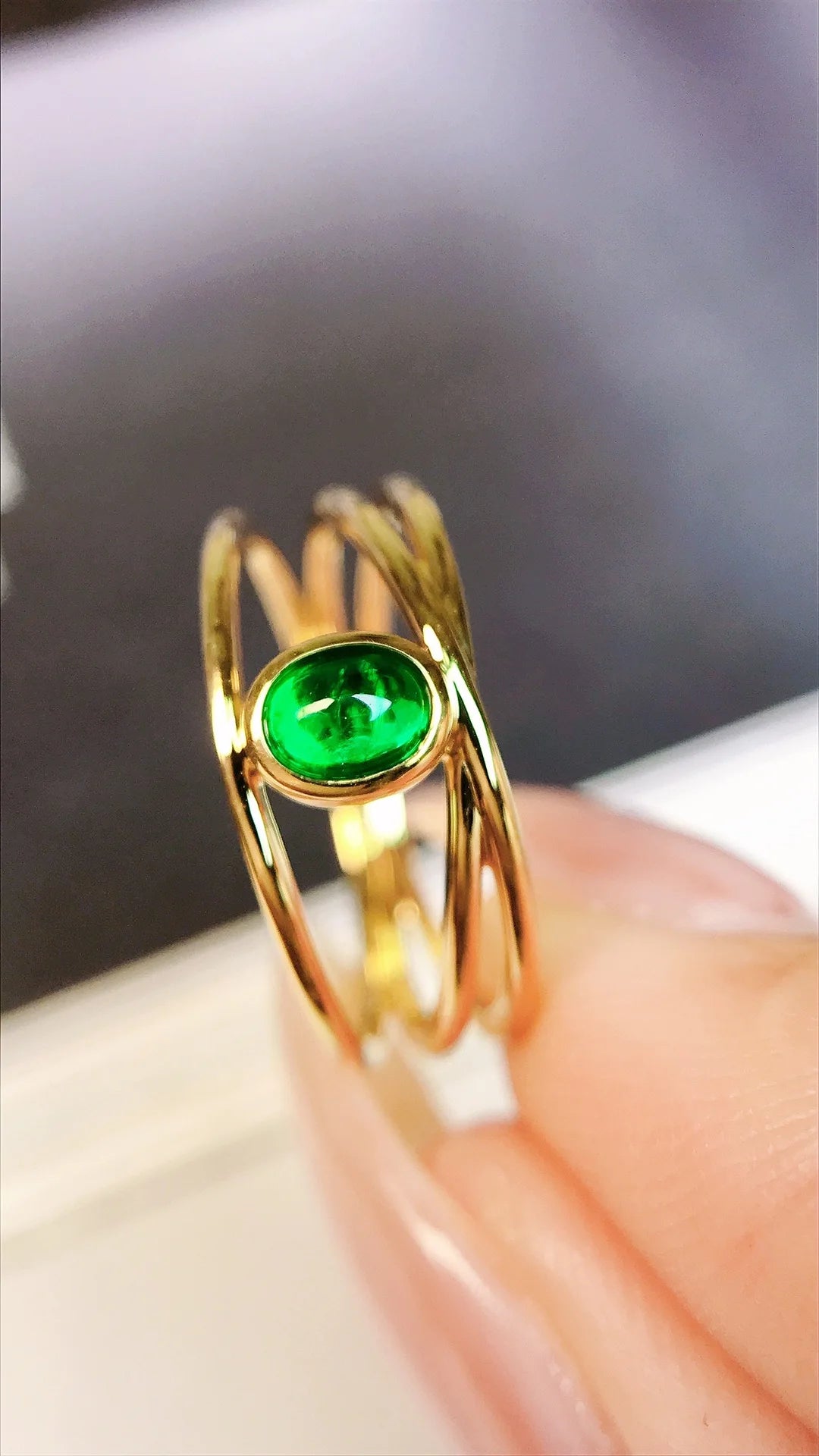 Ring 18K Gold 0.27ct Vivid Green Emerald Gemstones Men's Fine Jewelry