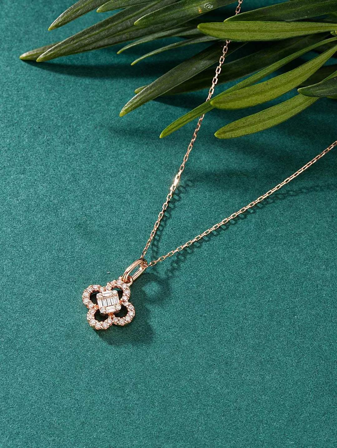 Necklace 18K Rose Gold 0.06ct White Diamonds Pendant Female's