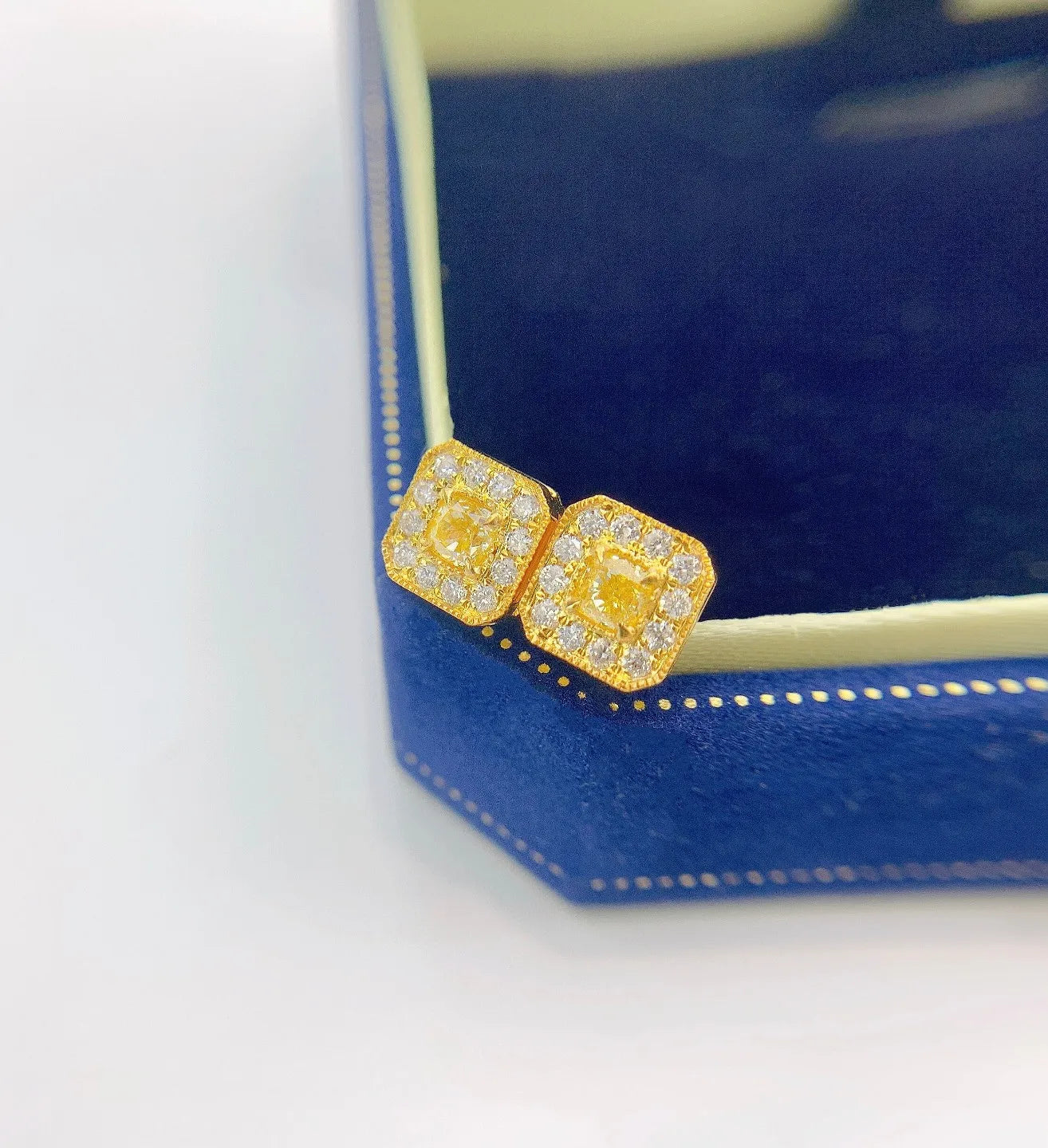 Earrings 18K Gold 0.32ct Yellow Diamonds Drop Female Fine Jewelry