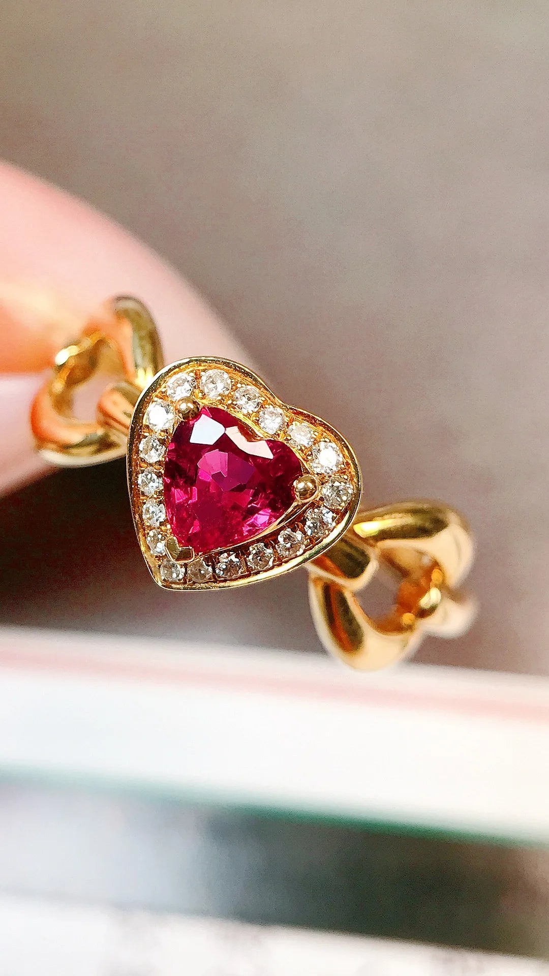 Ring 18K Gold 0.4ct Red Ruby Gemstones Diamonds Anniversary Female's