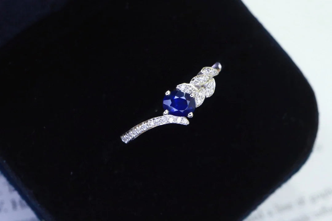 Ring 18K Gold 0.30ct Royal Blue Sapphire Gemstones Diamonds Female's