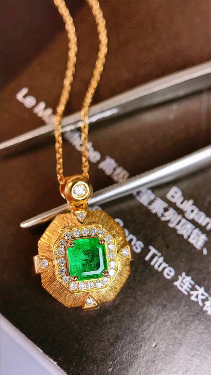 Necklace 18K Gold 0.33ct Green Emerald Diamonds Pendant Female's