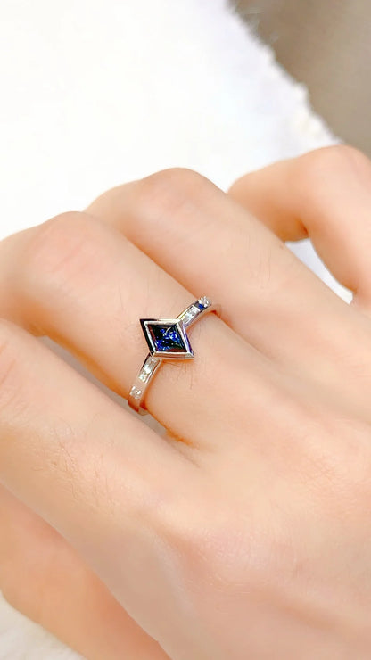 Ring 18K Gold 0.55ct Blue Sapphire Diamonds Stone Female's