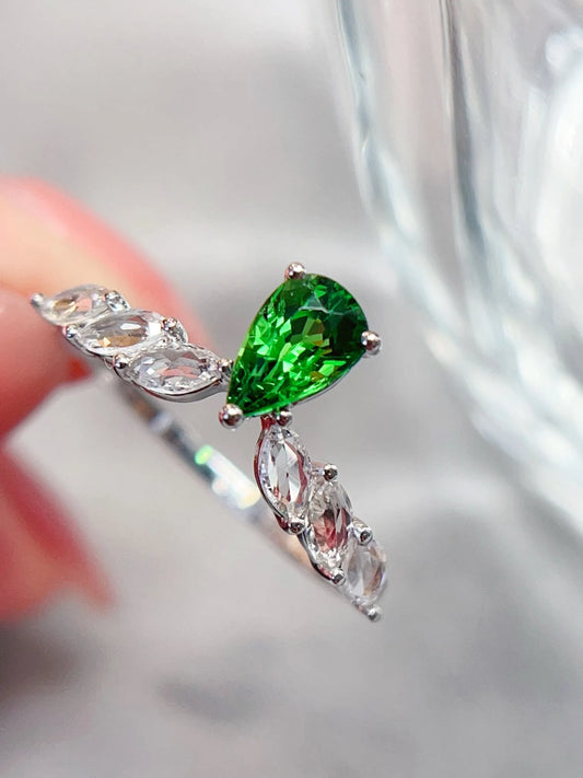 Ring 18K White Gold 0.6ct Natural Tsavorite Gemstones Diamonds Female