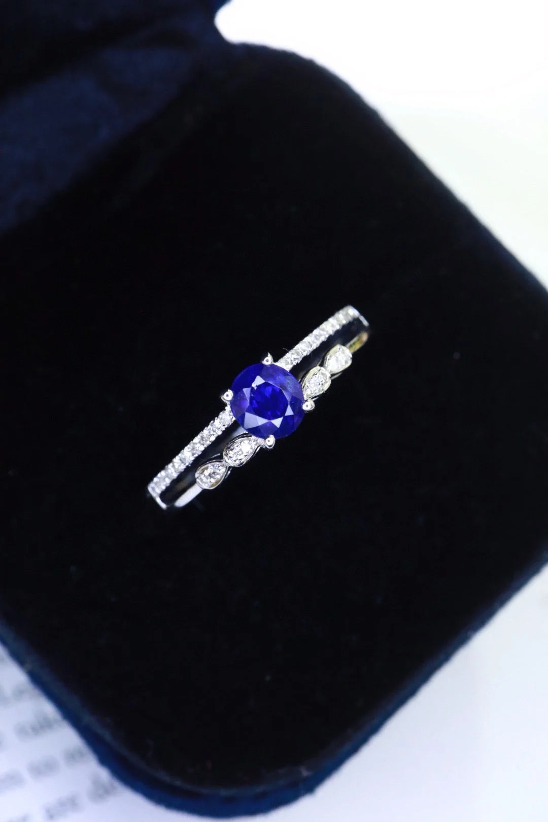 Ring 18K Gold 0.52ct Royal Blue Sapphire Diamonds Female's