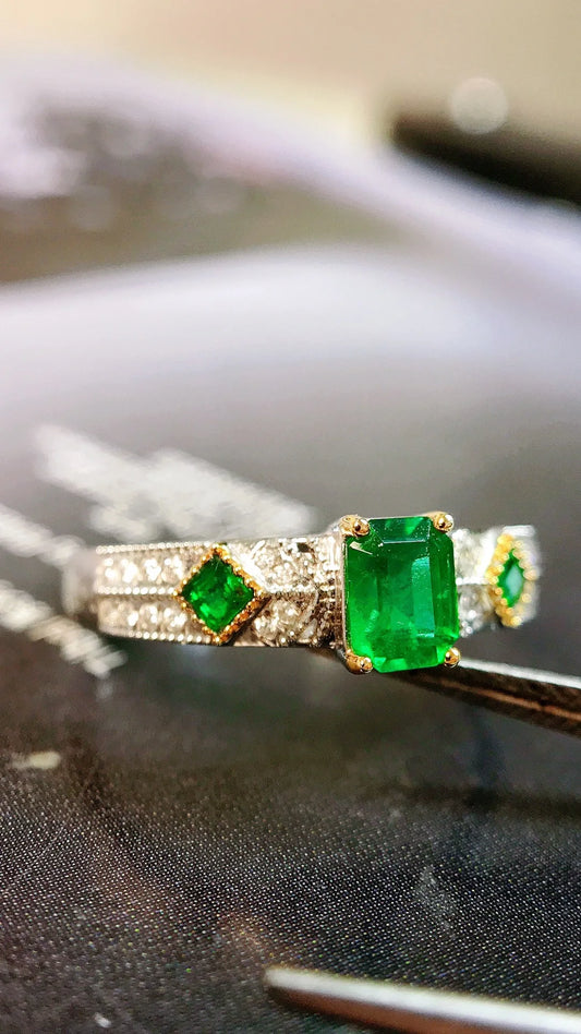 Ring 18K Gold 0.431ct Vivid Green Emerald Gemstones Men's Fine